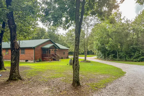 116 Hambrich Hollow RD, Anderson, MO 64831