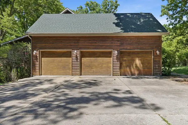993 S Oak Ridge RD, Nixa, MO 65714