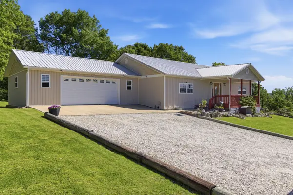 12968 Farm Road 2090, Purdy, MO 65734