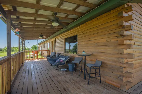 25048 State Highway 76, Cassville, MO 65625