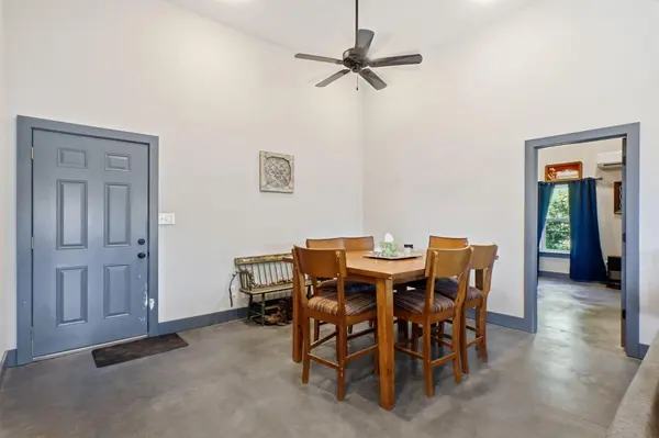 23949 E 824th RD, Humansville, MO 65674