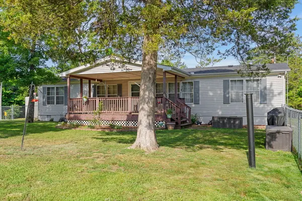 25356 Shawnee DR, Golden, MO 65658