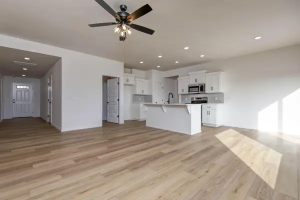 592 Spring Meadow DR #Lot 49, Rogersville, MO 65742