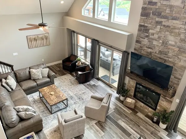 185 Lakefront DR, Branson, MO 65616