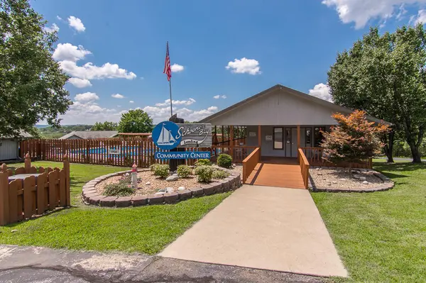 67 Port DR #7, Kimberling City, MO 65686