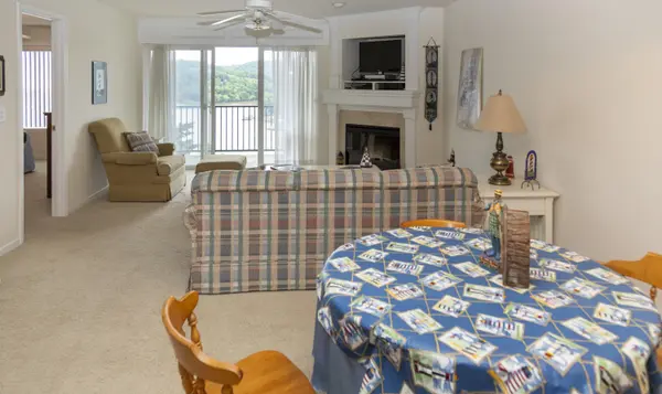 75 Cedar Heights LN #3c, Camdenton, MO 65020