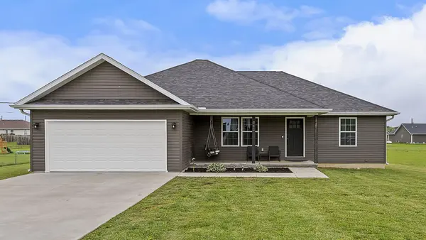 233 N Karen CIR, Seymour, MO 65746