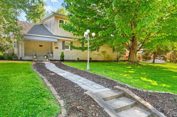 826 E Portland ST, Springfield, MO 65807
