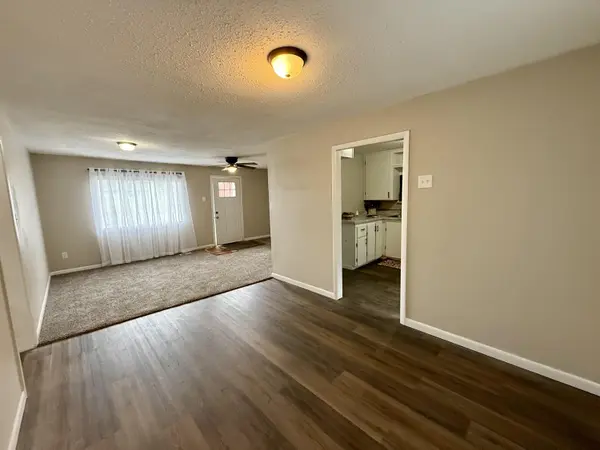 425 N Center ST, Granby, MO 64844