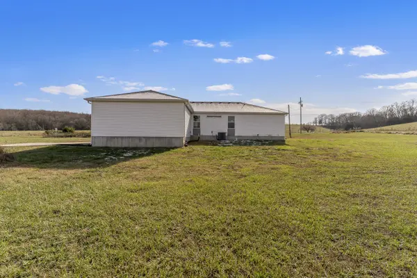 1000 W Miller ST, Pleasant Hope, MO 65725