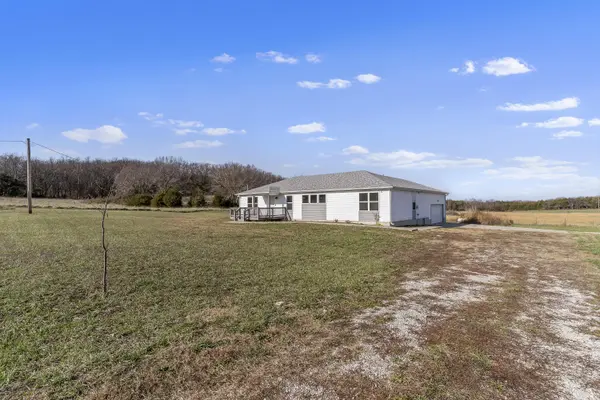 1000 W Miller ST, Pleasant Hope, MO 65725
