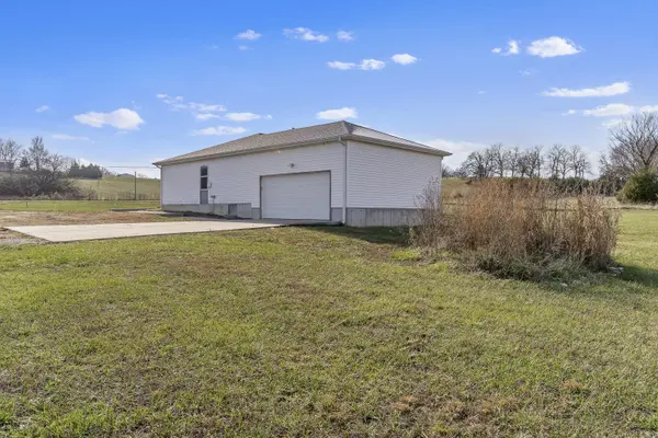1000 W Miller ST, Pleasant Hope, MO 65725