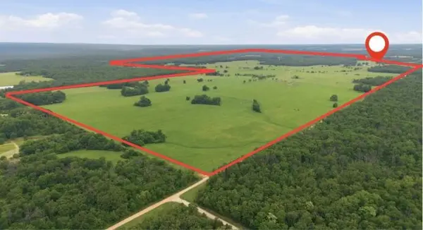 26096 E E HWY, Milo, MO 64767