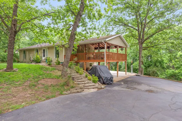 208 Lafayette LN, Branson, MO 65616