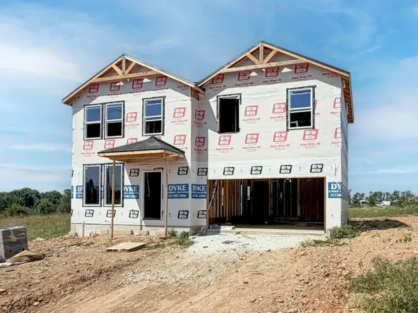 427 Pebblestone ST, Sparta, MO 65753