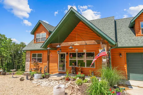 237 Tanglewood ST, Shell Knob, MO 65747
