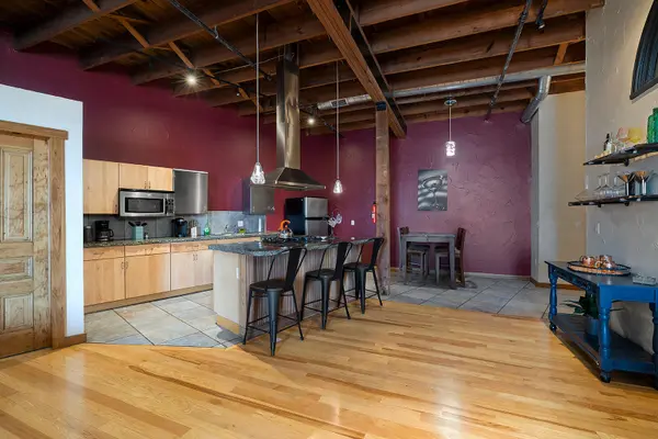 509 W Olive ST #204, Springfield, MO 65806