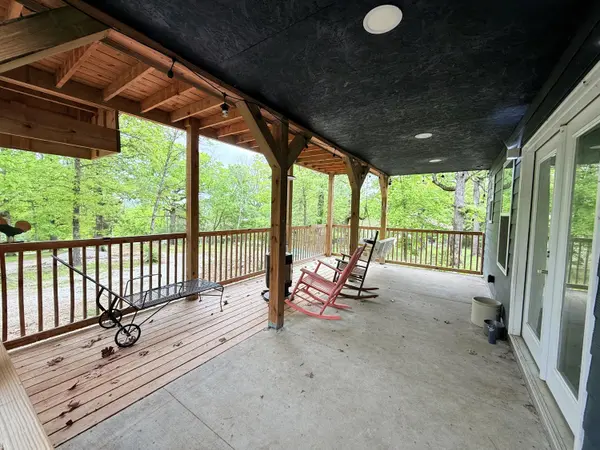 148 Crooked Tree RD, Galena, MO 65656