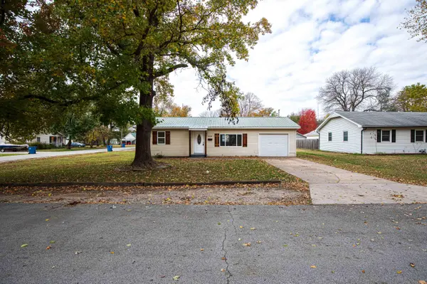 1507 Cherry ST, Lamar, MO 64759