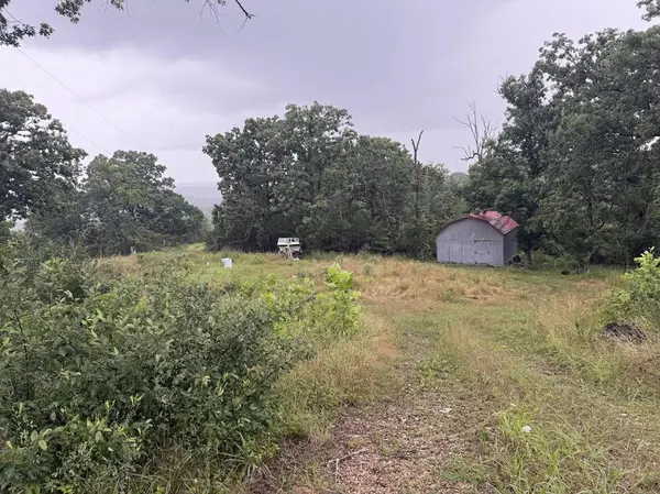 535 Skyline DR, Forsyth, MO 65653