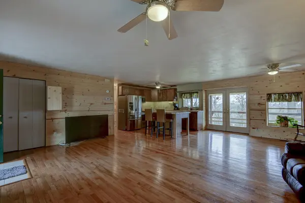 26629 Bobcat LN, Shell Knob, MO 65747