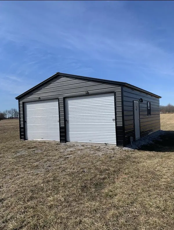 10125 County Road 94, Carthage, MO 64836