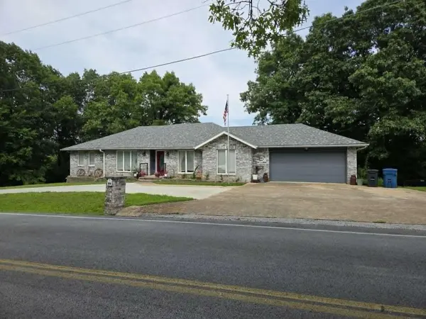 89 James River RD, Kimberling City, MO 65686