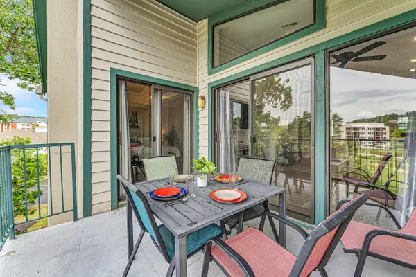 2700 Green Mountain DR #5, Branson, MO 65616