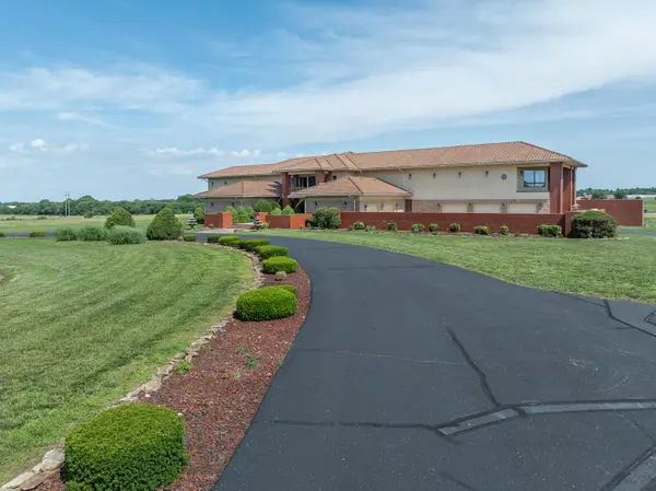 20478 Lawrence 2180, Aurora, MO 65605