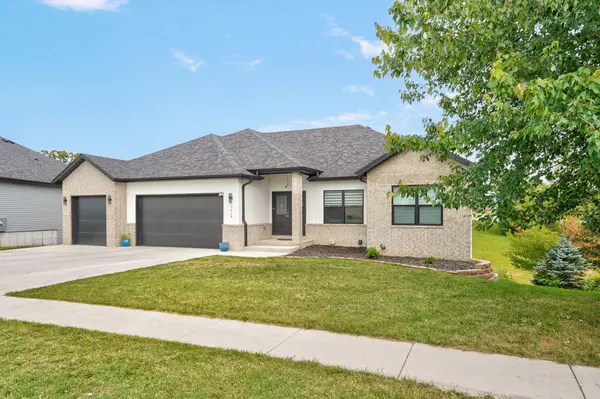 3630 N Thistlewood CT, Springfield, MO 65803