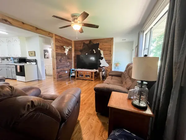 313 Beatrice ST, Thayer, MO 65791