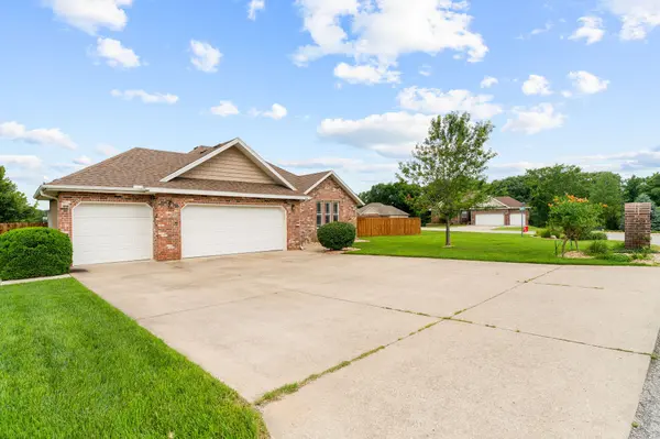 106 Southview DR, Branson, MO 65616