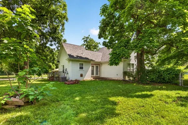 1045 N Colorado ST, Nevada, MO 64772