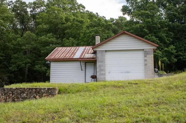 370 Hayes Spring DR, Crane, MO 65633