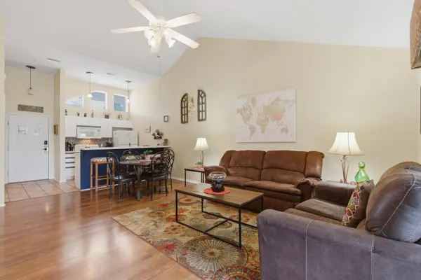 120 Spring Creek CT #32, Branson, MO 65616