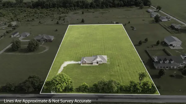 8861 Farm Road 2212, Washburn, MO 65772