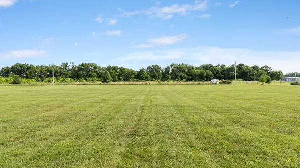8861 Farm Road 2212, Washburn, MO 65772