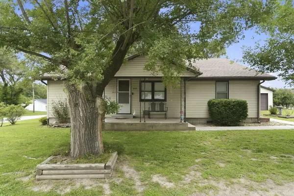 502 S Pear ST, Buffalo, MO 65622