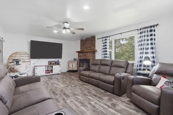 502 S Pear ST, Buffalo, MO 65622