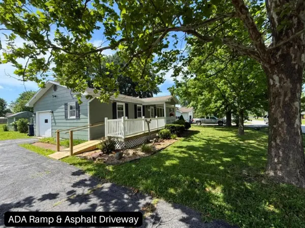 761 S Hickory ST, Buffalo, MO 65622
