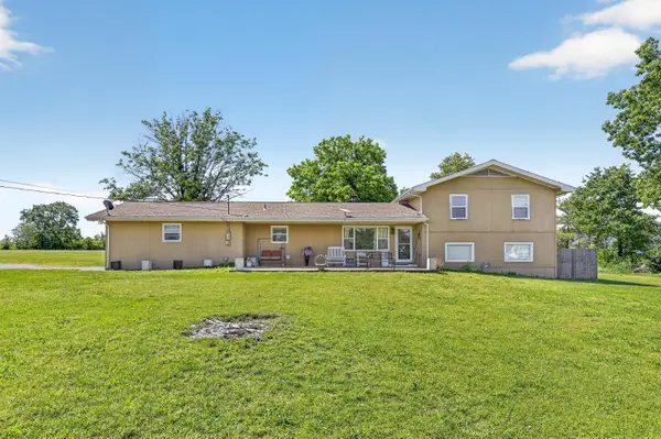 5302 E 32nd ST, Joplin, MO 64804