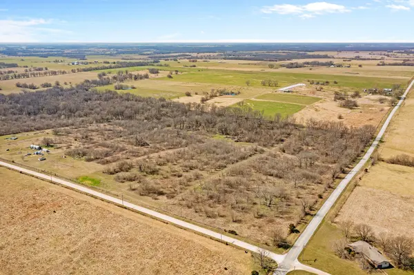 21170 S 1125 RD, Stockton, MO 65785