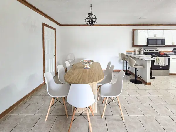 5020 Us Highway 160, West Plains, MO 65775