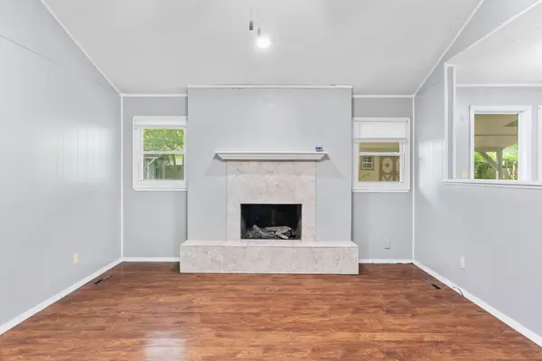 3012 W Countryside DR, Springfield, MO 65807