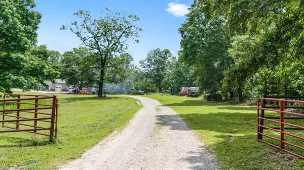4368 State Route Cc, West Plains, MO 65775