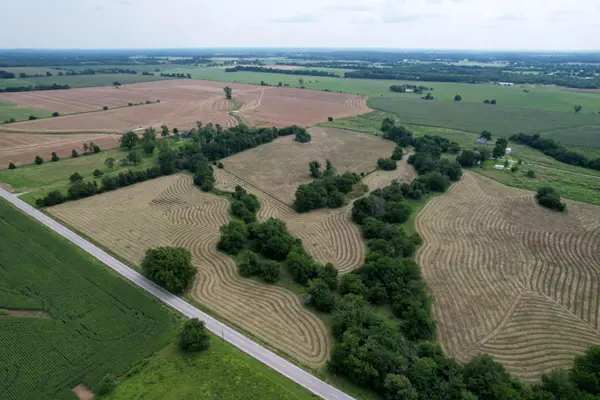 000 W Farm Rd 116, Bois D Arc, MO 65612
