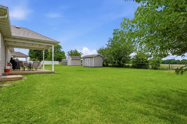 4763 S 129th RD, Bolivar, MO 65613