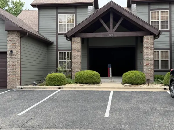 1241 Golf DR #1, Branson West, MO 65737