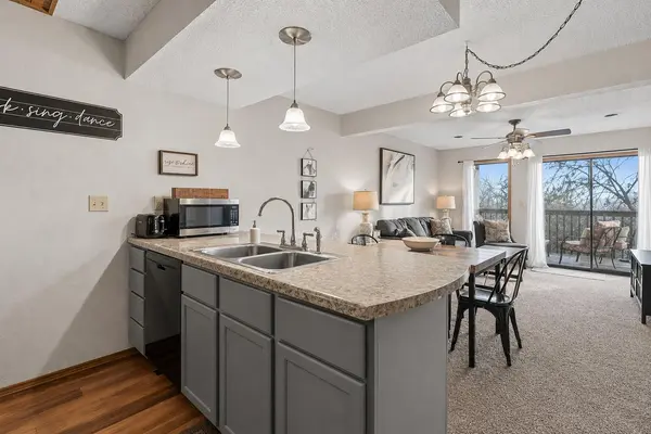 26 Sinatra CT #4, Branson West, MO 65737