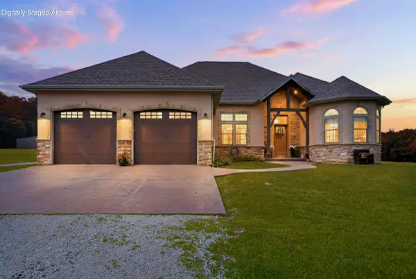 833 State Route Am, Cabool, MO 65689